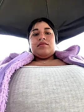 Snapshot of Tokio_Sakura chatting on 09-12-25, 05:02 Tokio Sakura online show from 09-12-25, 05:02