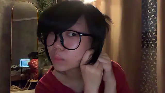 Snapshot of _molly_molly_molly_ chatting on 03-18-26, 04:54 molly molly molly online show from 03-18-26, 04:54