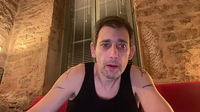 Snapshot of tamtamat46 chatting on 03-08-26, 10:13 tamtamat46 online show from 03-08-26, 10:13