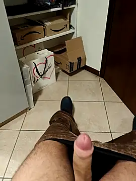 Snapshot of LucifertheGenius chatting on 11-20-25, 05:12 LucifertheGenius online show from 11-20-25, 05:12