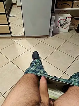 Snapshot of LucifertheGenius chatting on 11-25-25, 01:27 LucifertheGenius online show from 11-25-25, 01:27