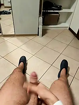 Snapshot of LucifertheGenius chatting on 02-28-26, 07:53 LucifertheGenius online show from 02-28-26, 07:53