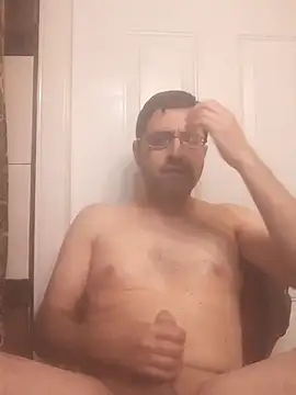 Snapshot of Gearsuit chatting on 11-04-25, 07:13 Gearsuit online show from 11-04-25, 07:13