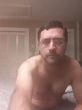 Snapshot of Gearsuit chatting on 02-02-26, 01:04 Gearsuit online show from 02-02-26, 01:04