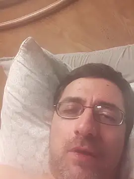 Snapshot of Gearsuit chatting on 02-10-26, 05:44 Gearsuit online show from 02-10-26, 05:44