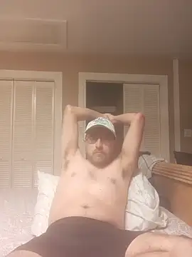 Snapshot of Gearsuit chatting on 02-26-26, 02:10 Gearsuit online show from 02-26-26, 02:10