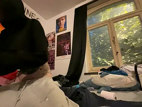 Snapshot of Styxlust chatting on 09-10-25, 06:30 Styxlust online show from 09-10-25, 06:30