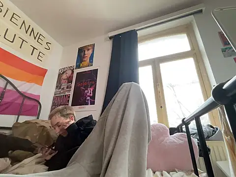 Snapshot of Styxlust chatting on 03-13-26, 02:56 Styxlust online show from 03-13-26, 02:56