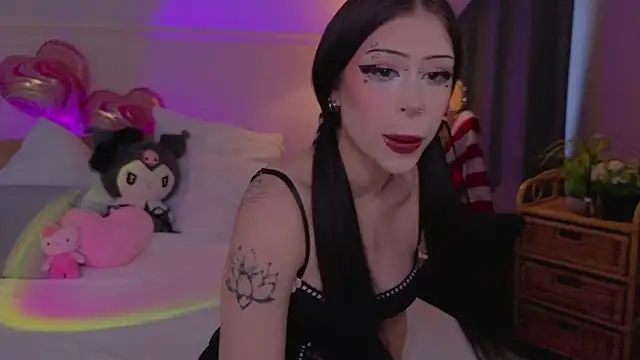 Snapshot of venomeowww__ chatting on 02-16-26, 04:08 venomeowww online show from 02-16-26, 04:08