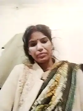 Snapshot of Riya_jaan12 chatting on 11-11-25, 02:11 Riya jaan12 online show from 11-11-25, 02:11