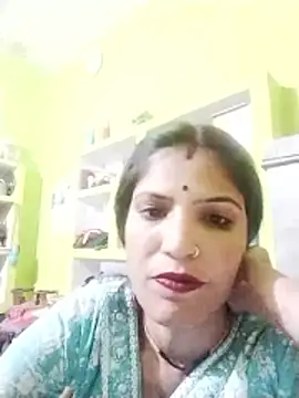 Snapshot of Riya_jaan12 chatting on 03-24-26, 05:40 Riya jaan12 online show from 03-24-26, 05:40