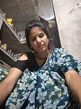 Snapshot of Riya_jaan12 chatting on 05-29-26, 02:42 Riya jaan12 online show from 05-29-26, 02:42