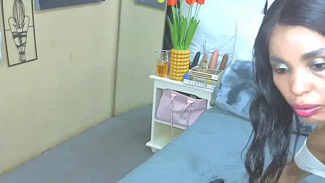Snapshot of CaramelNatashaxx chatting on 09-14-25, 05:28 CaramelNatashaxx online show from 09-14-25, 05:28