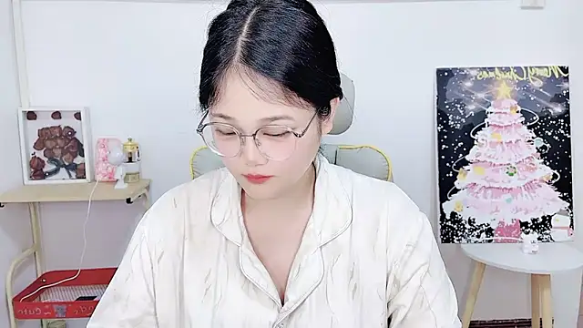 Dec-7758 online show from 06-11-26, 06:22