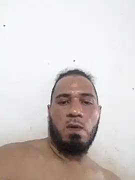Snapshot of Miler247198 chatting on 06-02-26, 07:43 Miler247198 online show from 06-02-26, 07:43