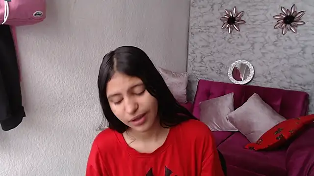 Snapshot of Evagirl69 chatting on 12-05-25, 12:25 Evagirl69 online show from 12-05-25, 12:25