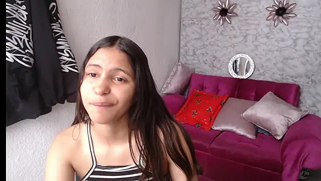 Snapshot of Evagirl69 chatting on 01-06-26, 06:22 Evagirl69 online show from 01-06-26, 06:22