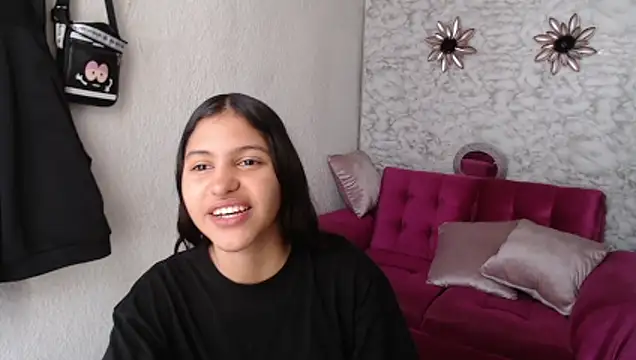 Snapshot of Evagirl69 chatting on 01-08-26, 06:21 Evagirl69 online show from 01-08-26, 06:21