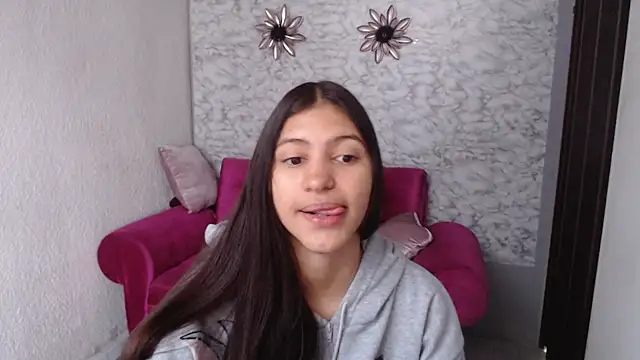 Snapshot of Evagirl69 chatting on 02-23-26, 12:24 Evagirl69 online show from 02-23-26, 12:24