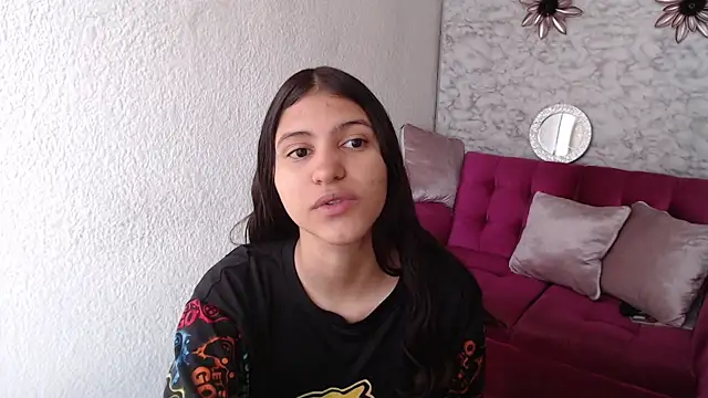 Snapshot of Evagirl69 chatting on 03-04-26, 12:22 Evagirl69 online show from 03-04-26, 12:22