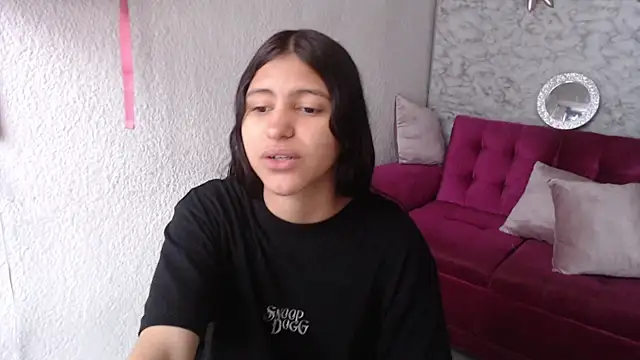 Snapshot of Evagirl69 chatting on 03-11-26, 12:11 Evagirl69 online show from 03-11-26, 12:11