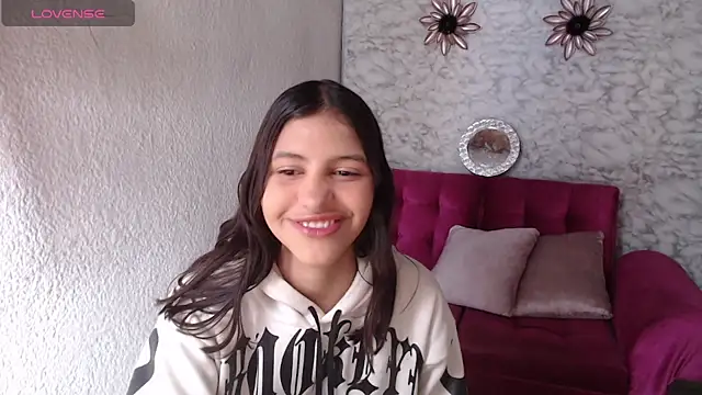 Evagirl69 online show from 07-16-26, 12:22