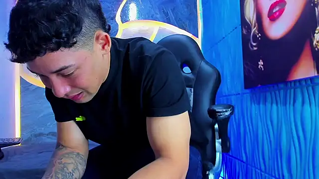 Snapshot of Jeff_Brunno_ chatting on 09-13-25, 05:07 Jeff Brunno online show from 09-13-25, 05:07