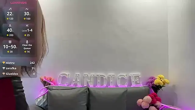 candiceempire online show from 10-26-25, 01:22