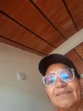 Vickysweeeettt online show from 06-17-26, 05:47