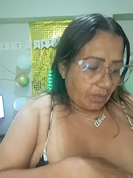 Vickysweeeettt online show from 06-24-26, 02:10
