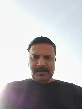 vardh033 online show from 12-14-25, 05:46