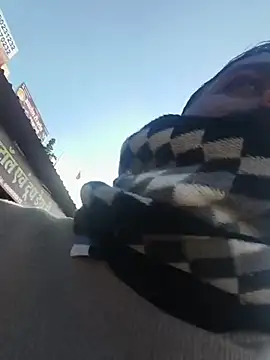 vardh033 online show from 12-20-25, 09:49