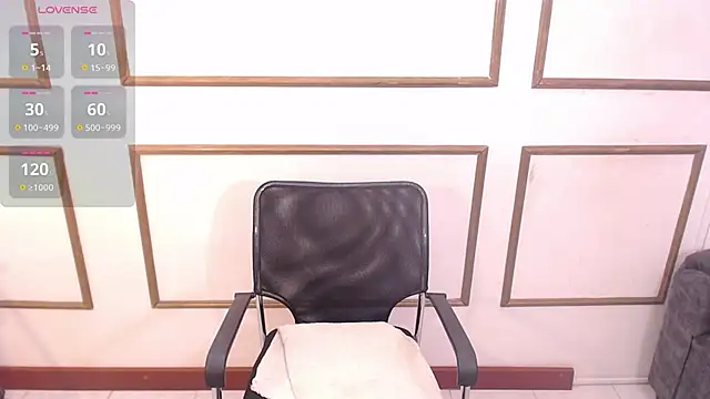 veronica em1 online show from 04-28-26, 01:38