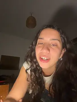 Snapshot of Souphicherry chatting on 05-27-26, 06:21 Souphicherry online show from 05-27-26, 06:21