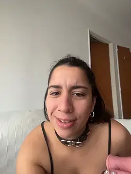 Snapshot of Souphicherry chatting on 06-27-26, 08:03 Souphicherry online show from 06-27-26, 08:03