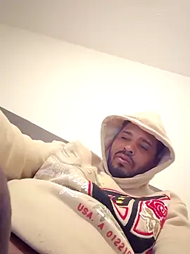 Danypeluche online show from 11-30-25, 12:09