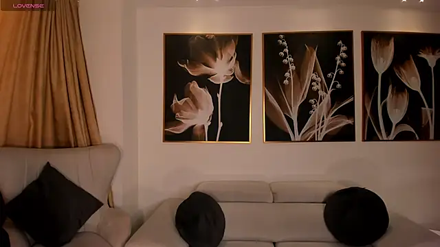 LeahNovac online show from 09-27-25, 11:15