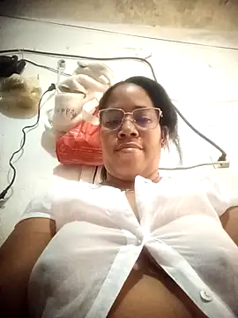 Snapshot of Big_ass_submissive chatting on 12-16-25, 02:22 Big ass submissive online show from 12-16-25, 02:22