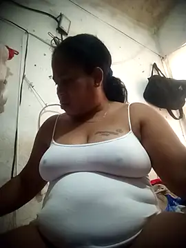 Snapshot of Big_ass_submissive chatting on 12-20-25, 03:19 Big ass submissive online show from 12-20-25, 03:19