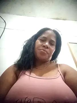 Snapshot of Big_ass_submissive chatting on 12-23-25, 01:25 Big ass submissive online show from 12-23-25, 01:25