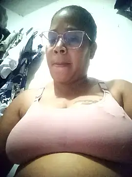 Snapshot of Big_ass_submissive chatting on 03-04-26, 02:39 Big ass submissive online show from 03-04-26, 02:39