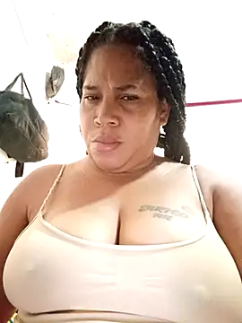 Big ass submissive online show from 04-16-26, 01:12