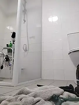 Snapshot of rivocumslut chatting on 10-19-25, 02:01 rivocumslut online show from 10-19-25, 02:01