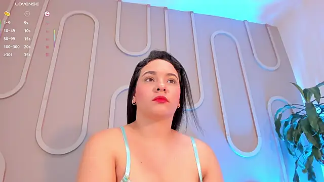 Snapshot of _miss_mia chatting on 06-29-26, 11:54 miss mia online show from 06-29-26, 11:54