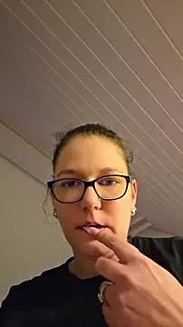 Swiss Lady online show from 05-05-26, 06:38