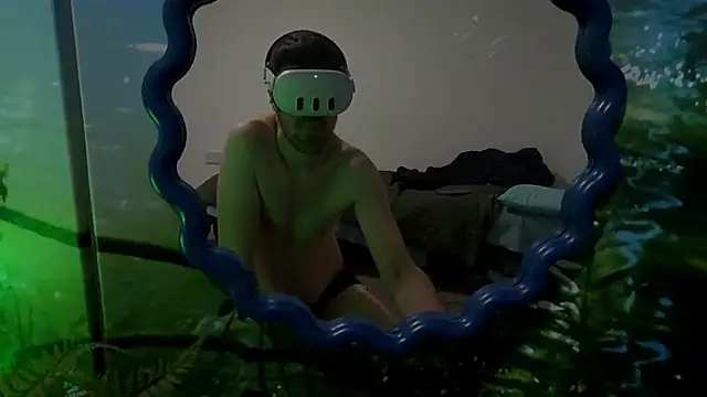 Snapshot of welcome-to-the-jungle chatting on 02-17-26, 10:38 welcome-to-the-jungle online show from 02-17-26, 10:38