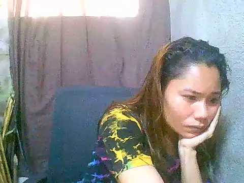 Sweeetgurll online show from 06-04-26, 01:33