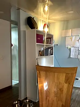 Snapshot of Canneela chatting on 09-27-25, 08:03 Canneela online show from 09-27-25, 08:03