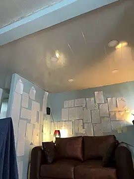 Snapshot of Canneela chatting on 01-07-26, 04:42 Canneela online show from 01-07-26, 04:42