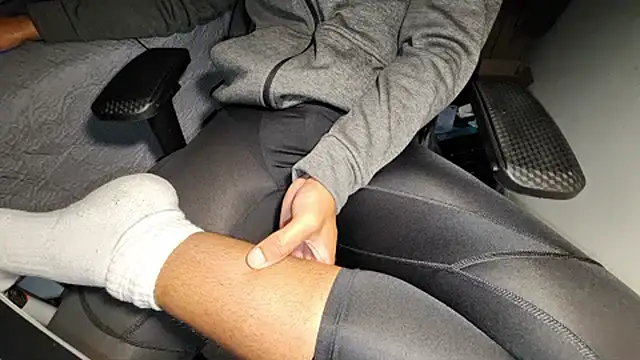 Snapshot of catt18 chatting on 01-19-26, 04:16 catt18 online show from 01-19-26, 04:16